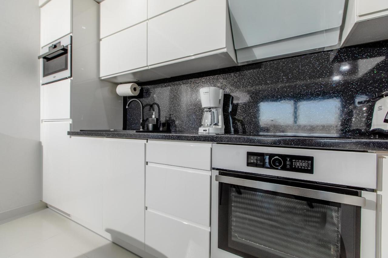 Apartament Luksusowy 23 Gardenia Dziwnow Z Widokiem Na Morze Epapartamenty 외부 사진