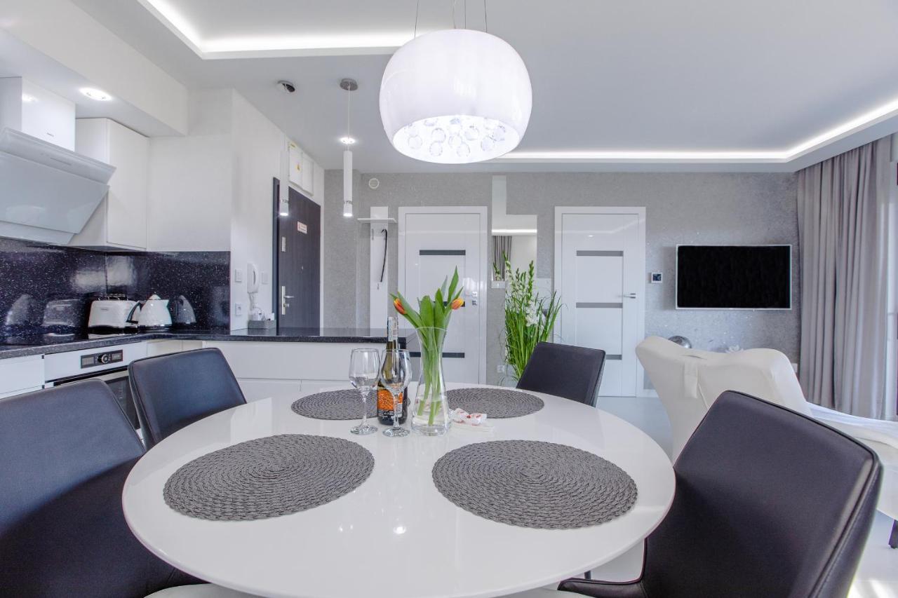 Apartament Luksusowy 23 Gardenia Dziwnow Z Widokiem Na Morze Epapartamenty 외부 사진